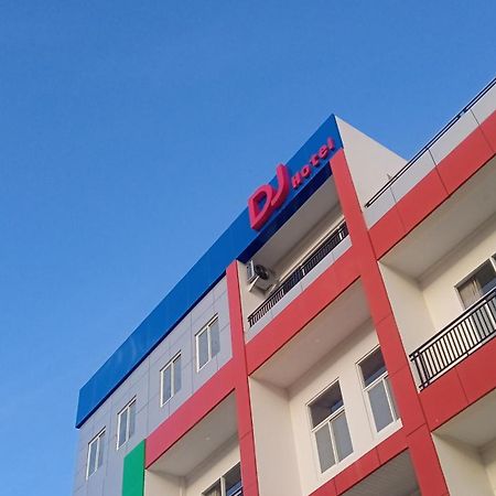 Dj Hotel Raha Exteriér fotografie